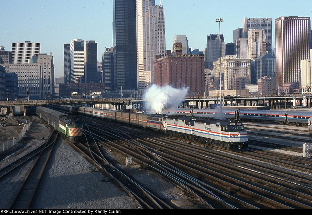 AMTK 386 at Chicago